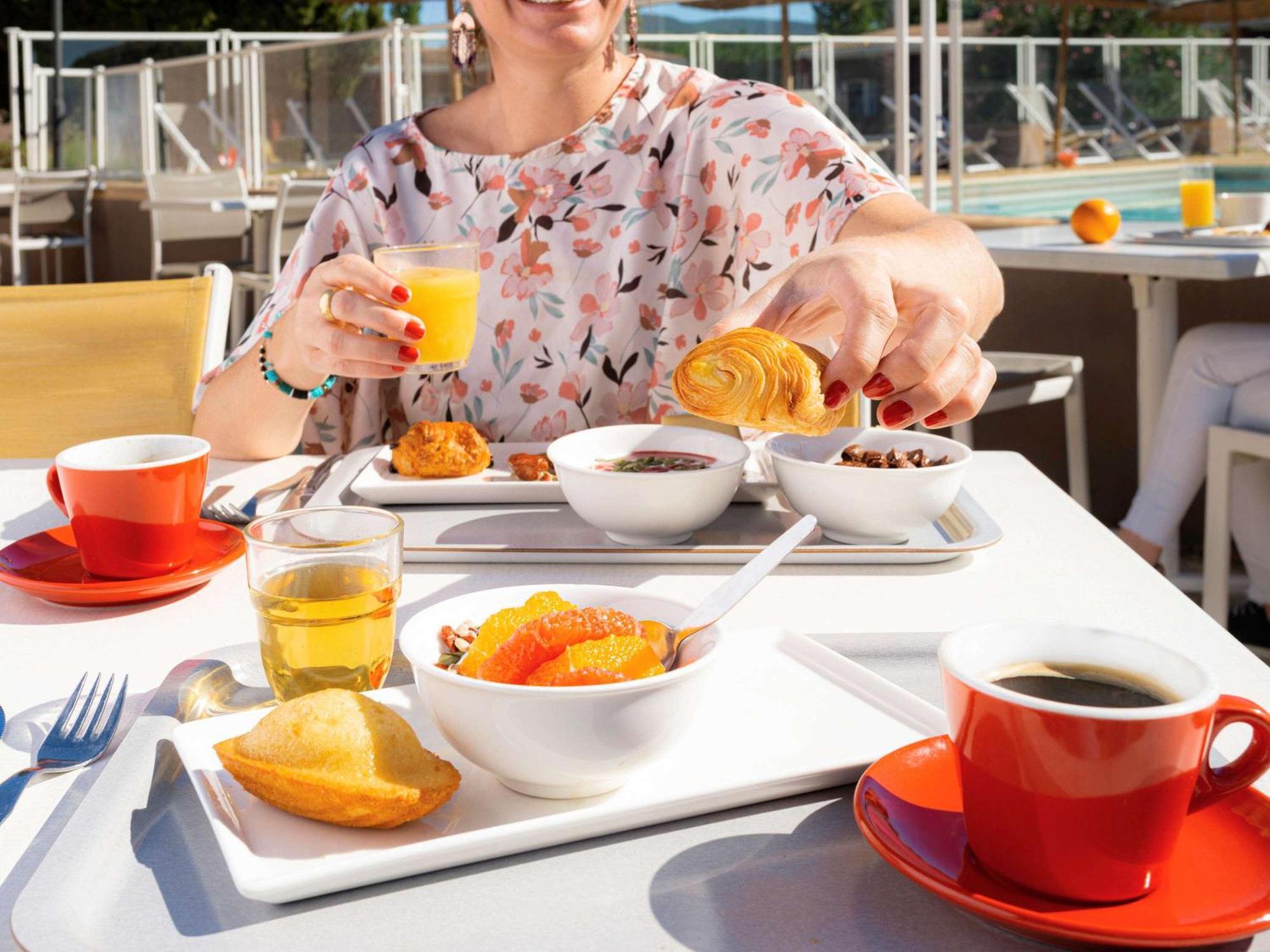 Ibis Montelimar Nord Hotel Saulce-sur-Rhone Bagian luar foto